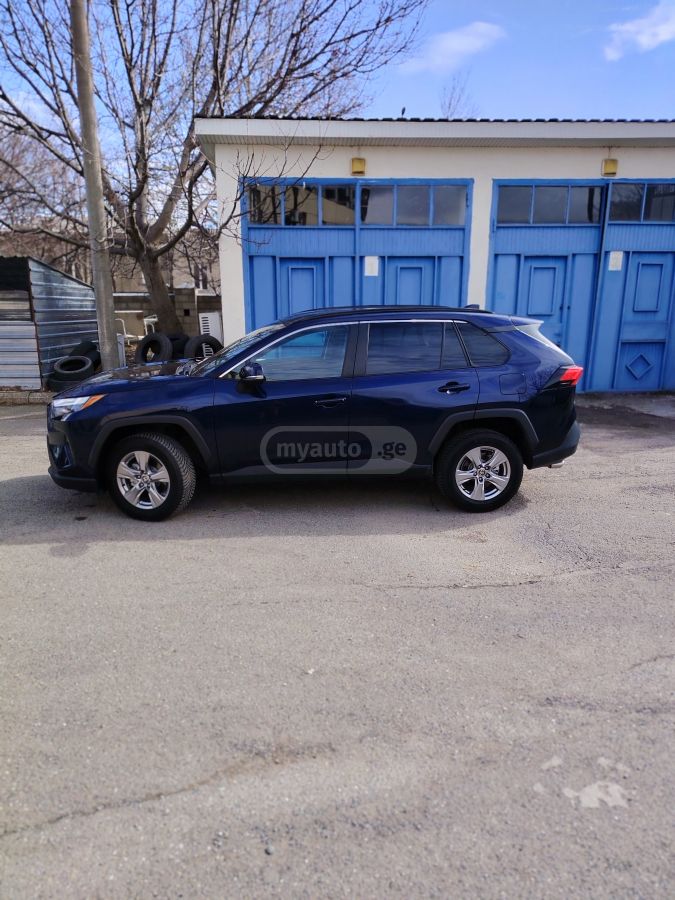 Toyota RAV 4 - фото 14