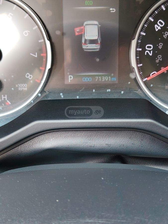 Toyota RAV 4 - фото 8