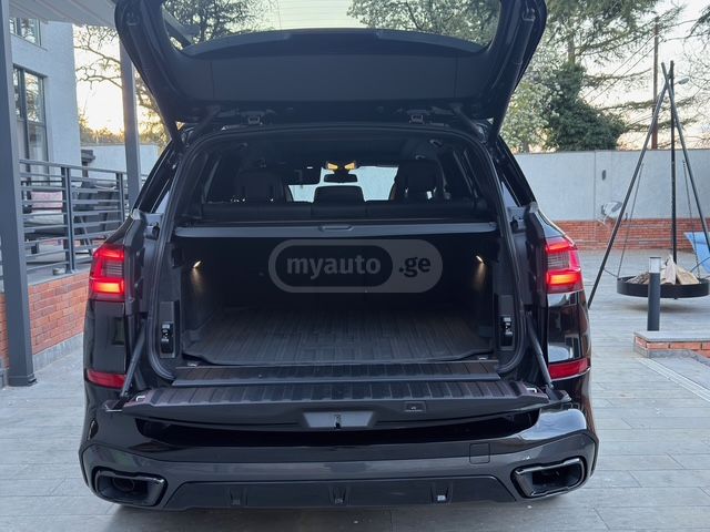 BMW X5 - фото 9