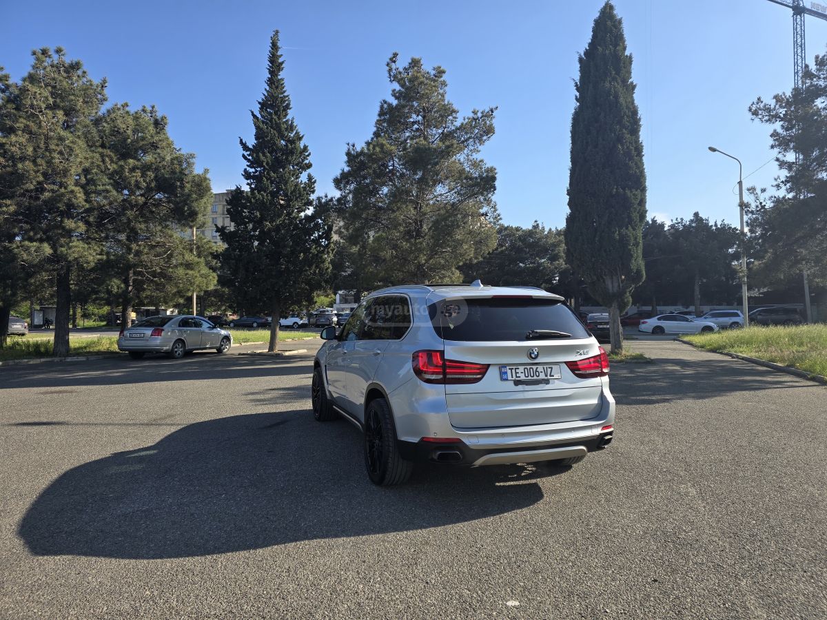 BMW X5 - фото 14