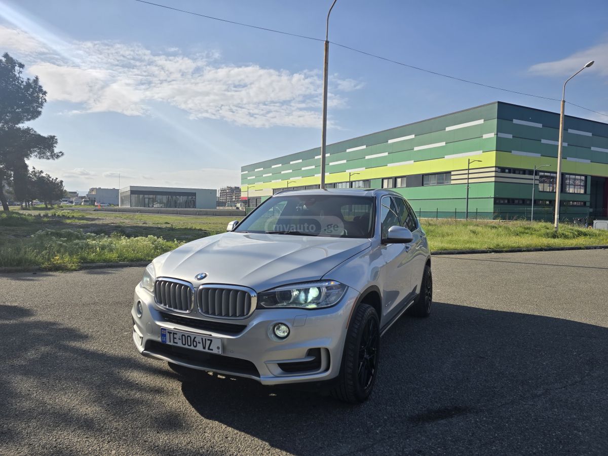 BMW X5 - фото 6
