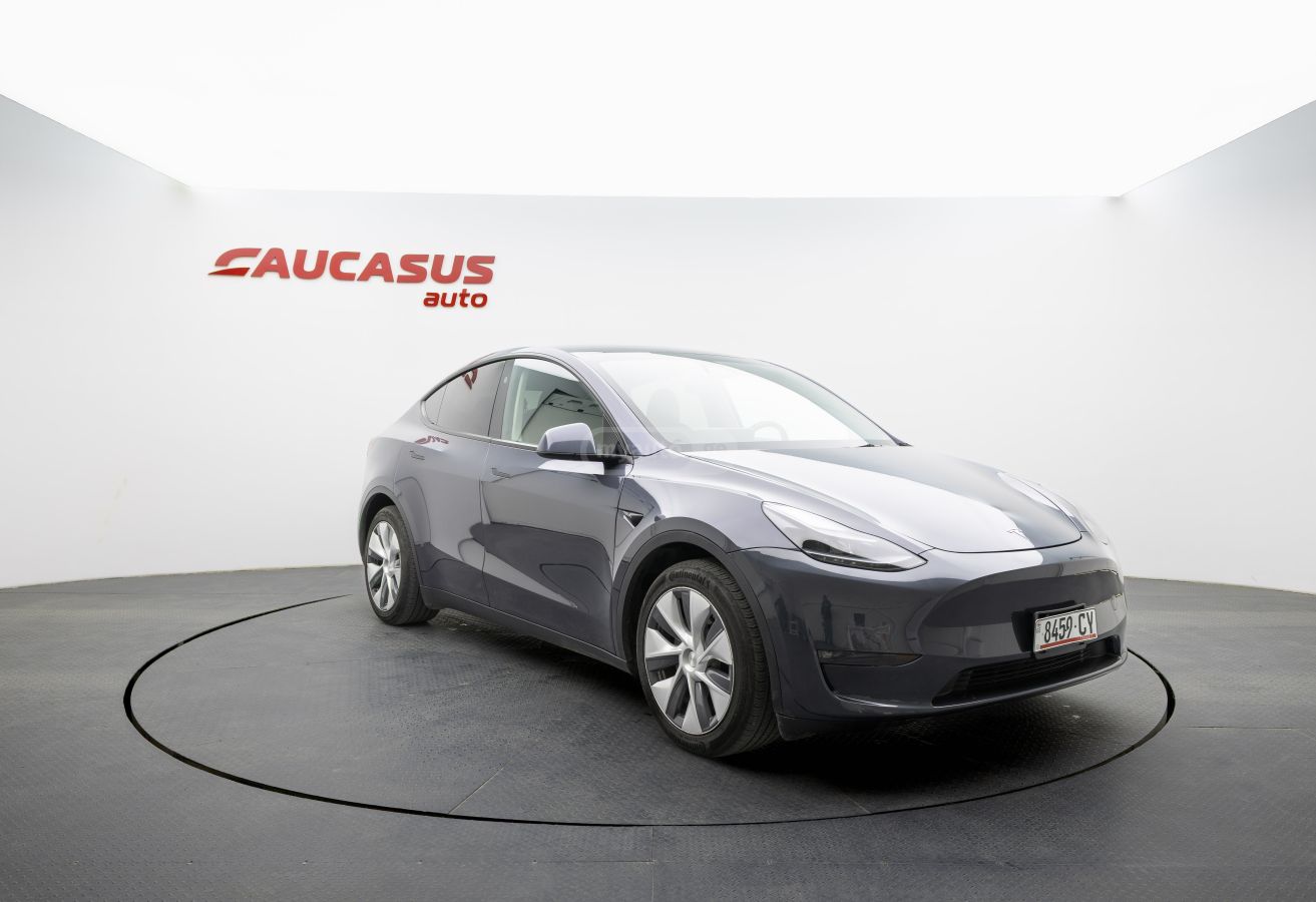 Tesla Model Y - фото 3