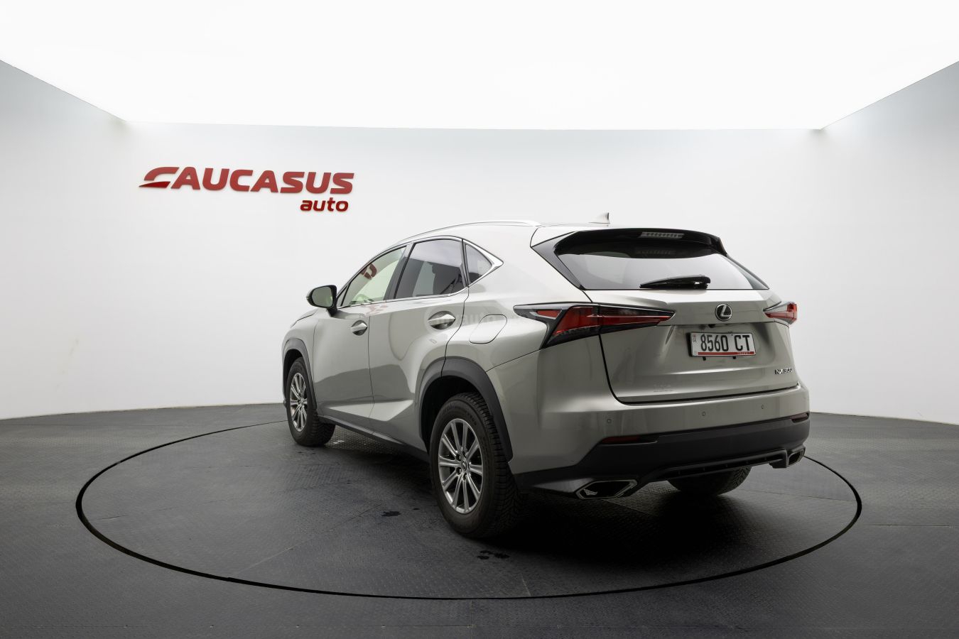 Lexus NX 200 - фото 6