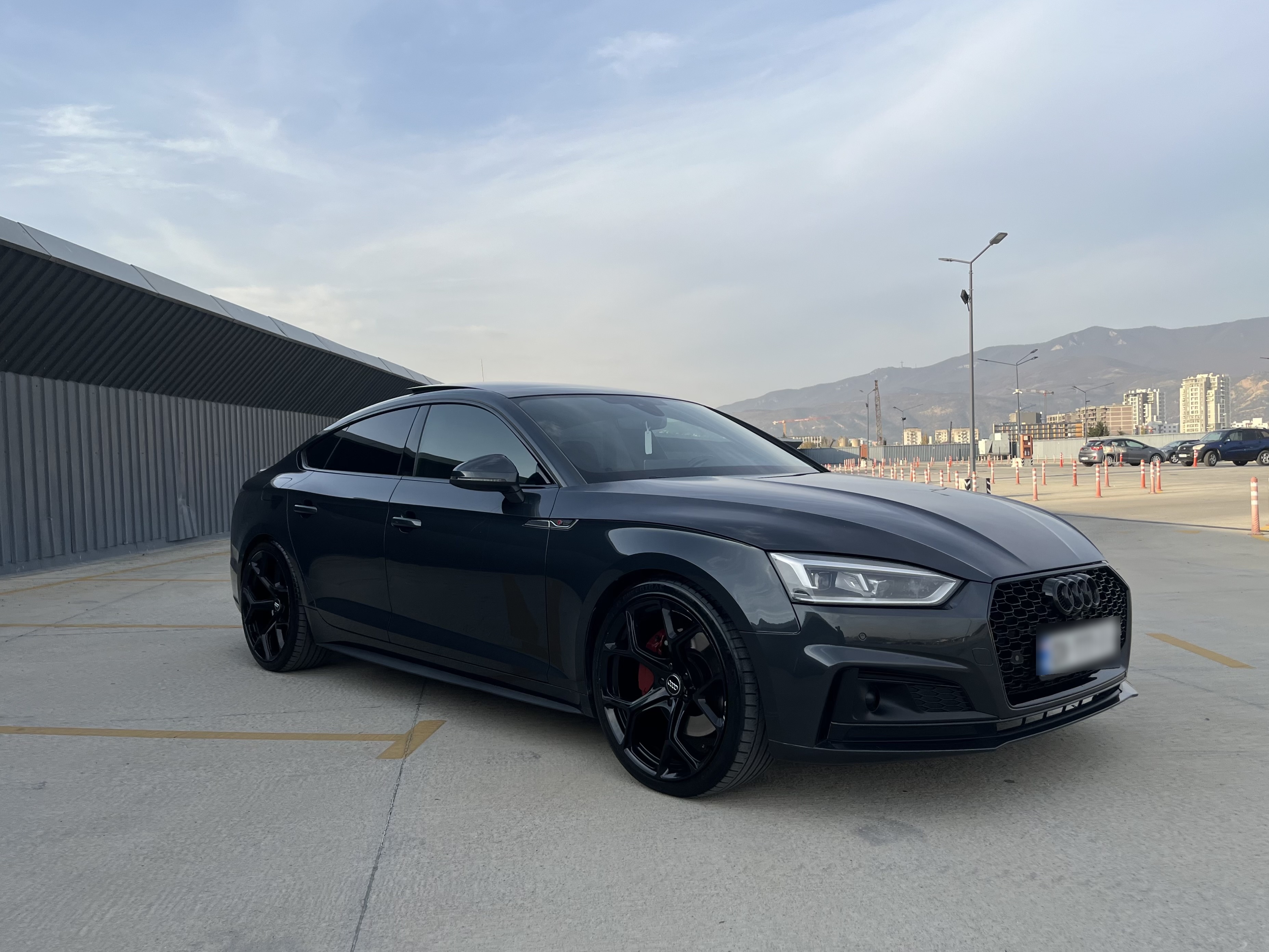 Audi A5 - фото 1