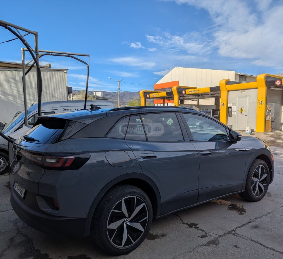 Volkswagen ID 4 - фото 3