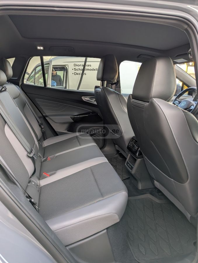 Volkswagen ID 4 - фото 8