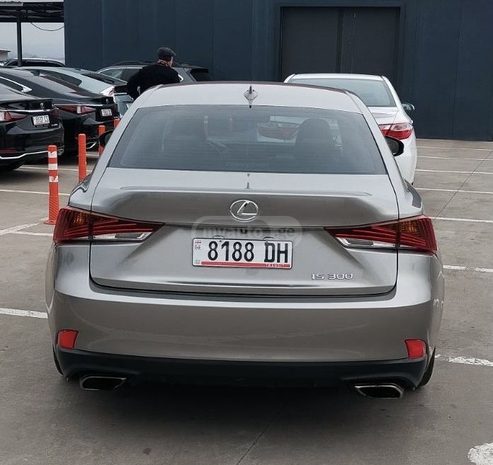 Lexus IS 300 - фото 5