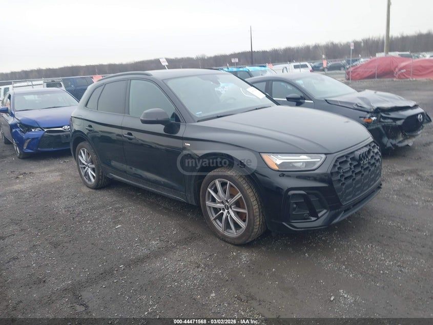 Audi Q5 - фото 1