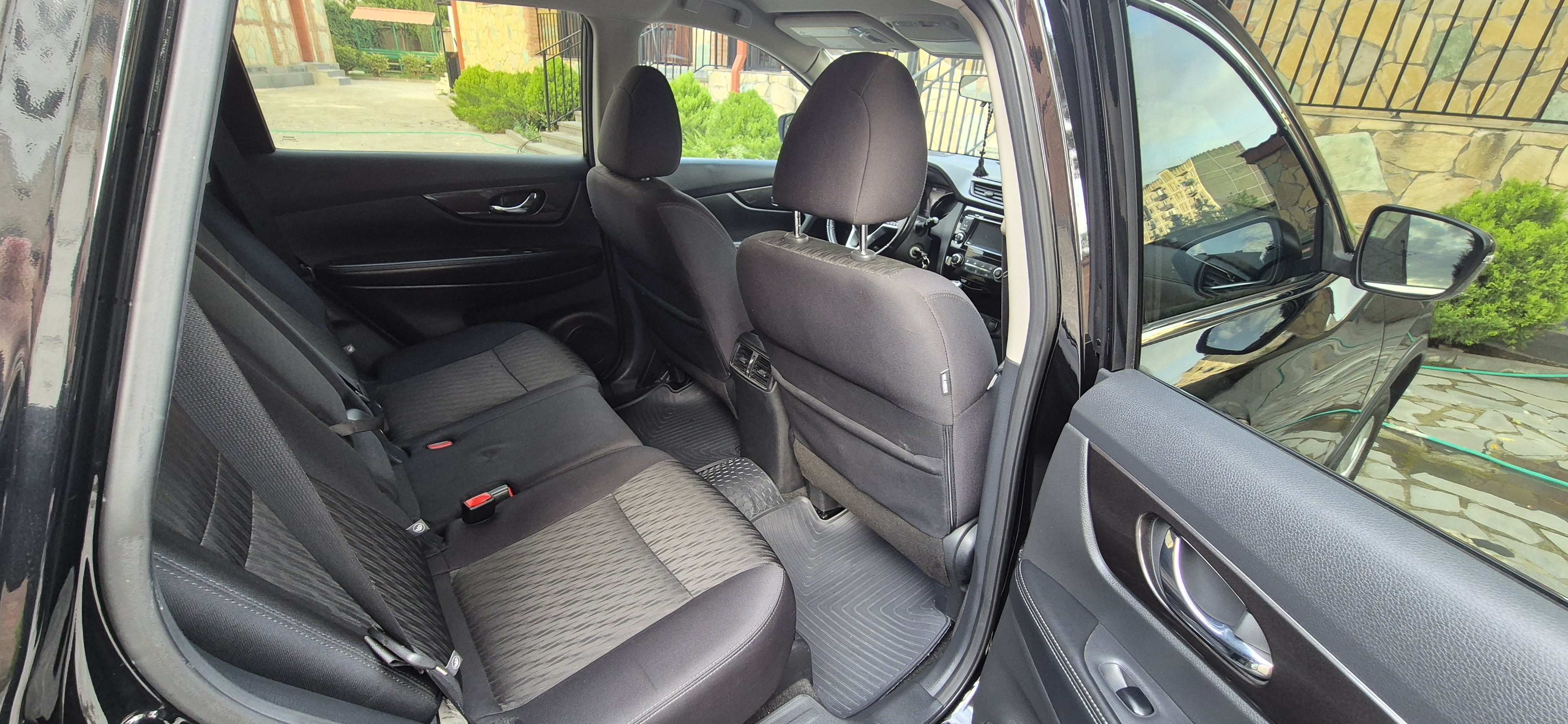 Nissan Rogue - фото 6