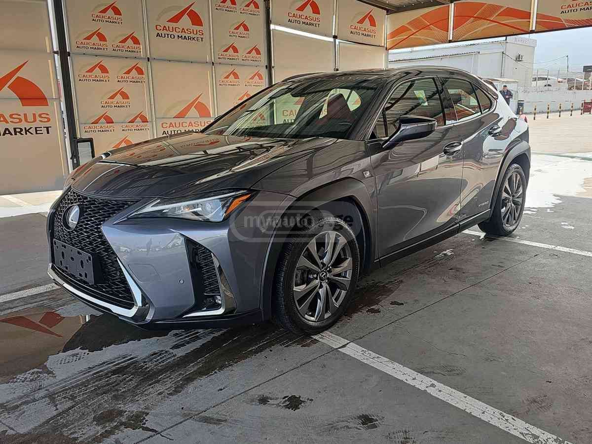 Lexus UX 250 h - фото 1