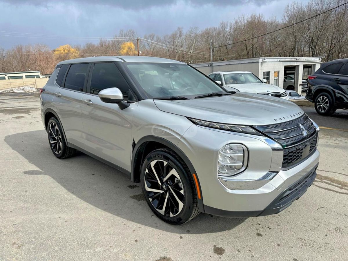 Mitsubishi Outlander - фото 4