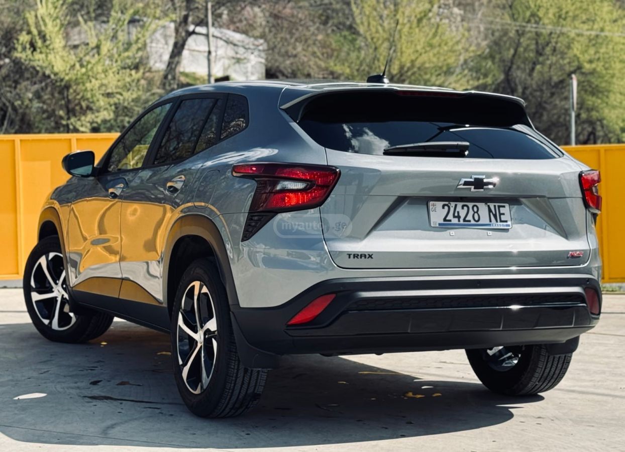 Chevrolet Trax - фото 3