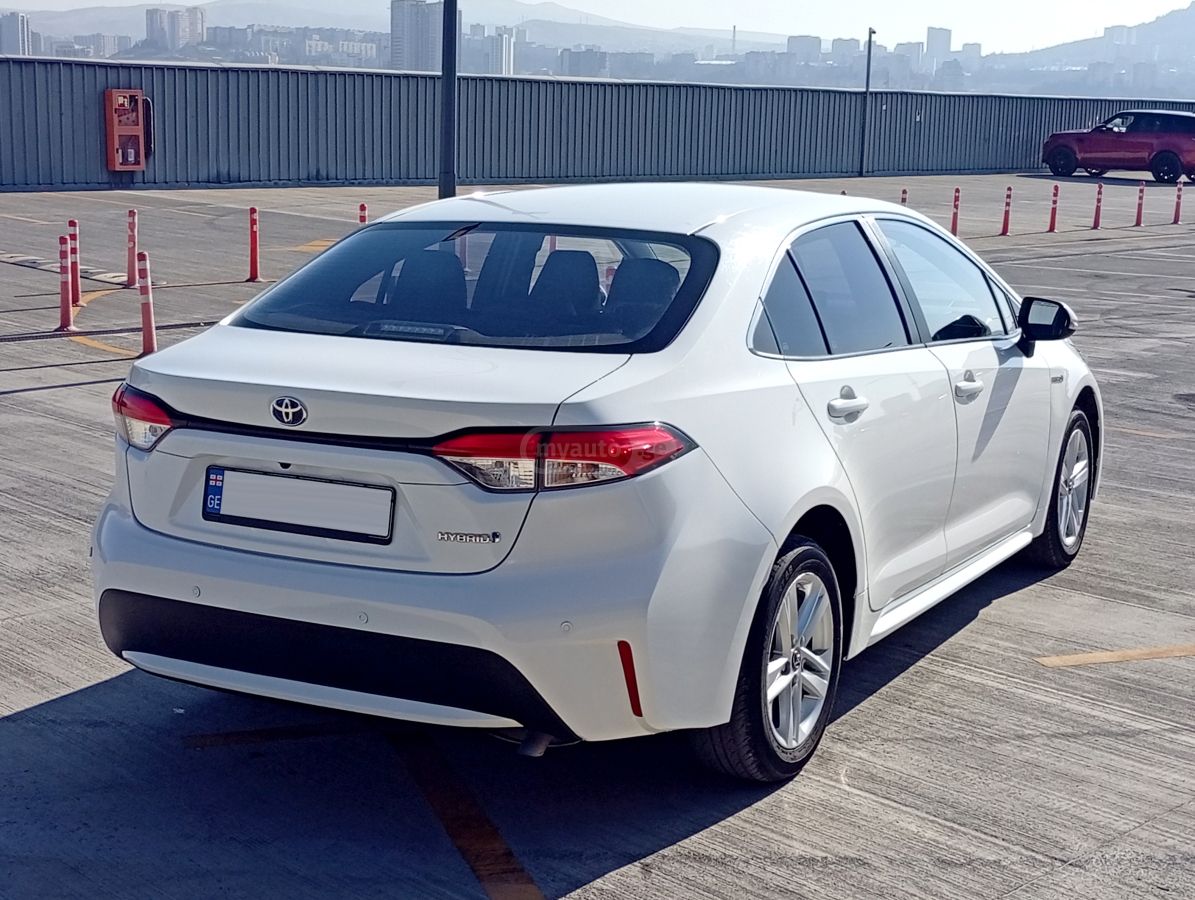 Toyota Corolla - фото 3