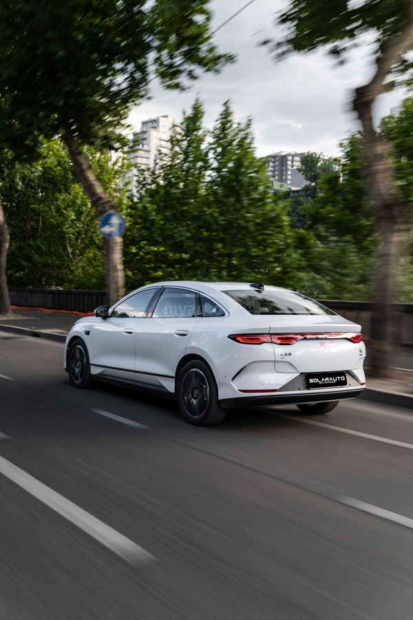 BYD Qin L 2026 — миниатюра 2