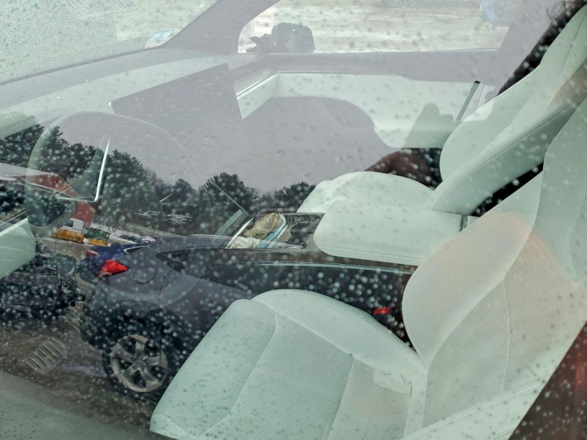 Tesla Model X - фото 7