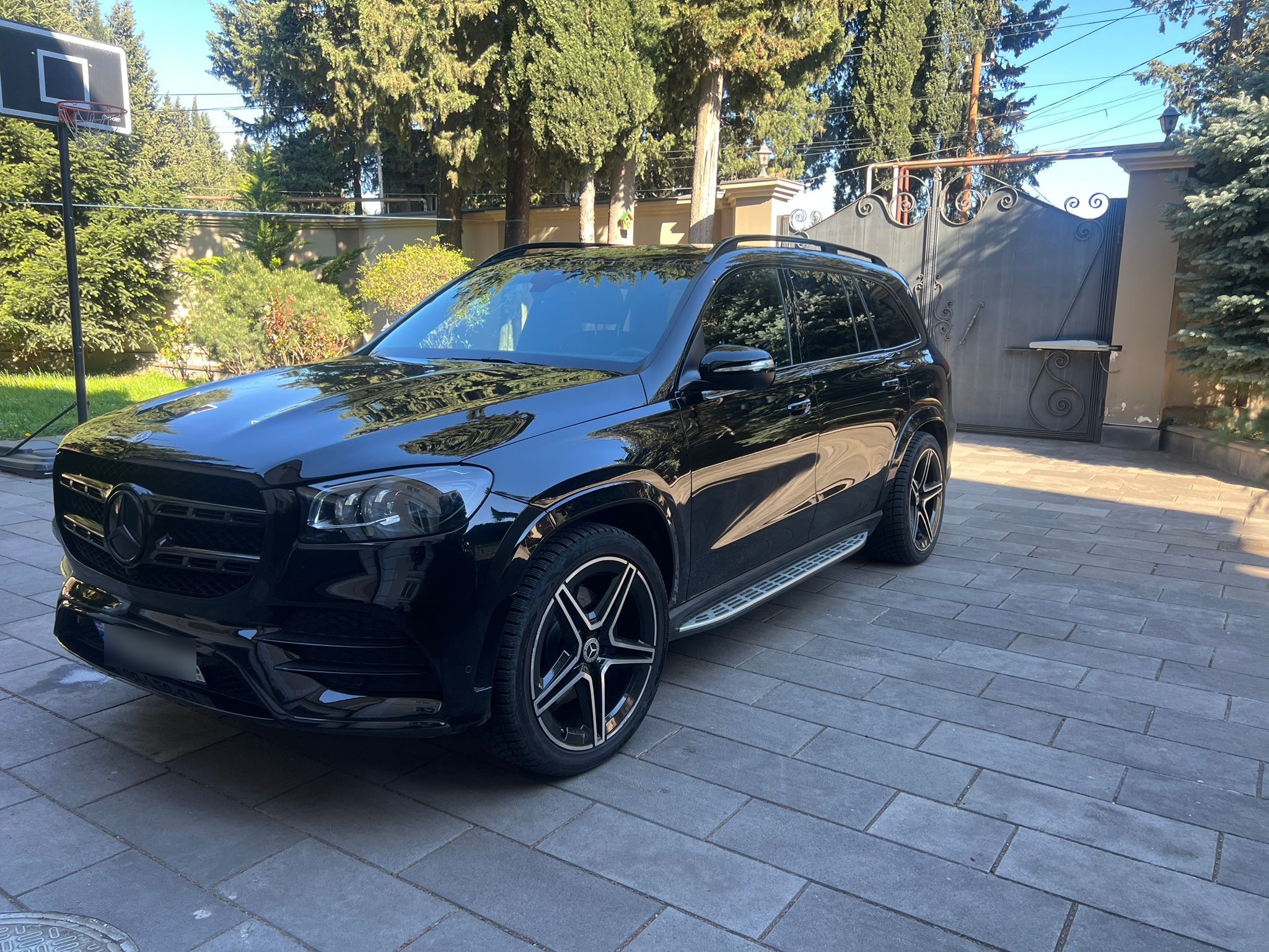 Mercedes-Benz GLS 450 - фото 1