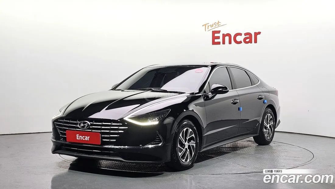 Hyundai Sonata - фото 1