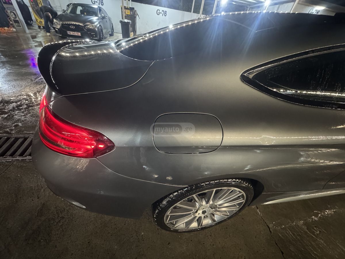 Mercedes-Benz C 300 - фото 5