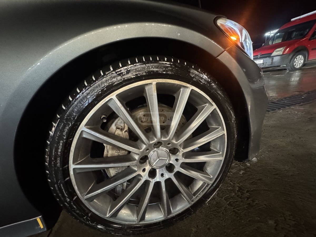 Mercedes-Benz C 300 - фото 8