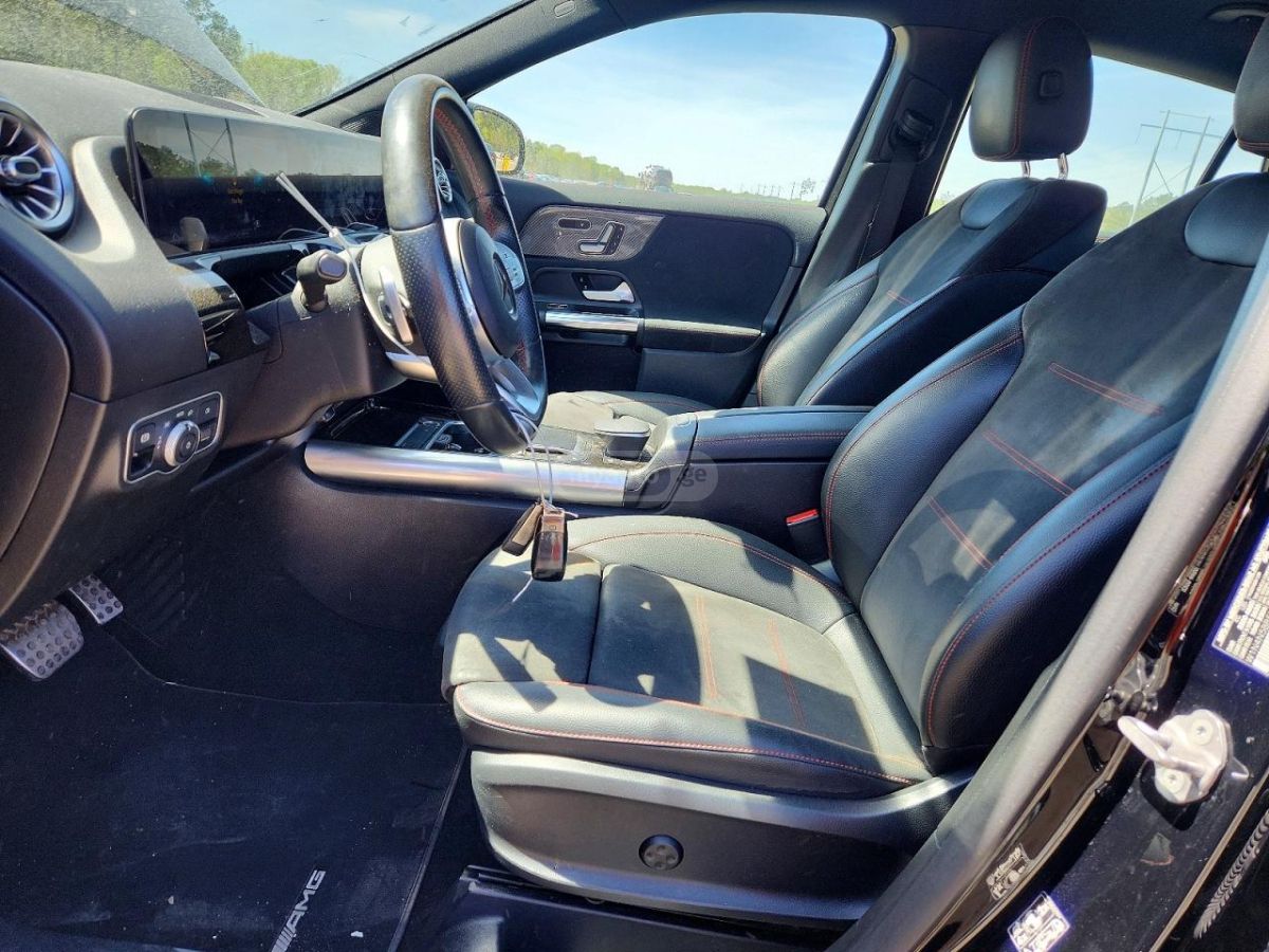 Mercedes-Benz GLA 350 - фото 7