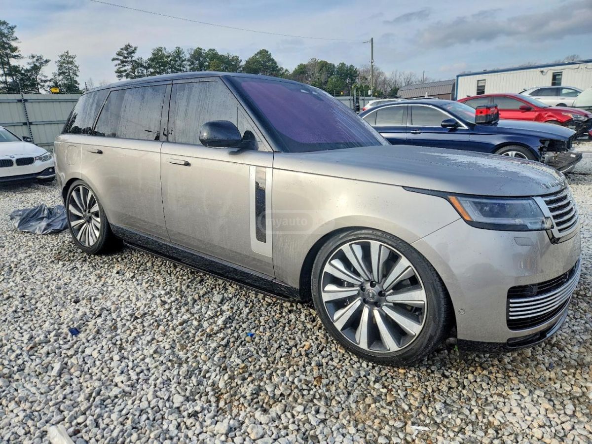 Land Rover First Edition 4dr 4x4 Automati — миниатюра 4