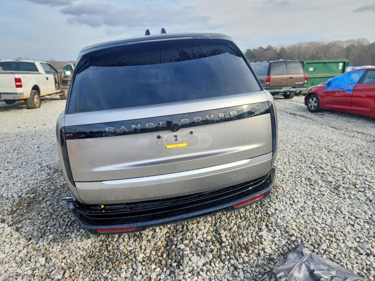 Land Rover First Edition 4dr 4x4 Automati — миниатюра 6