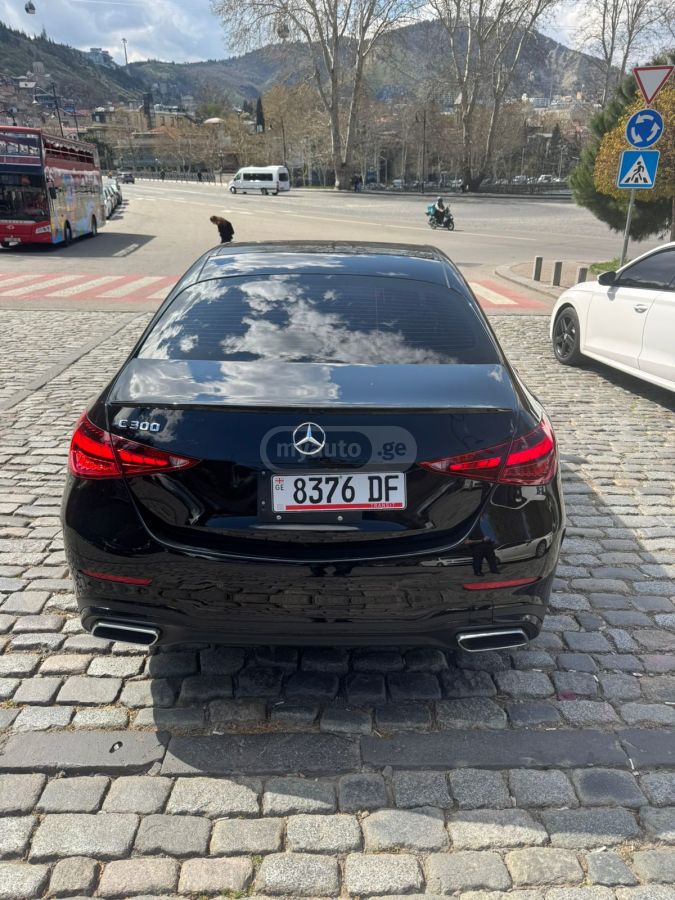 Mercedes-Benz C 300 - фото 3
