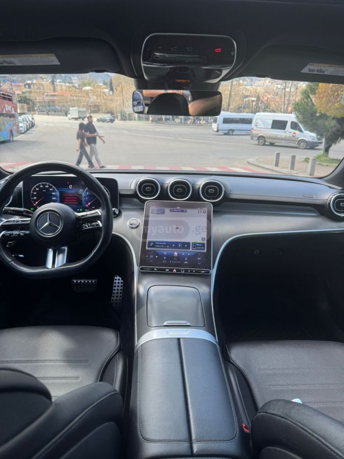 Mercedes-Benz C 300 - фото 7