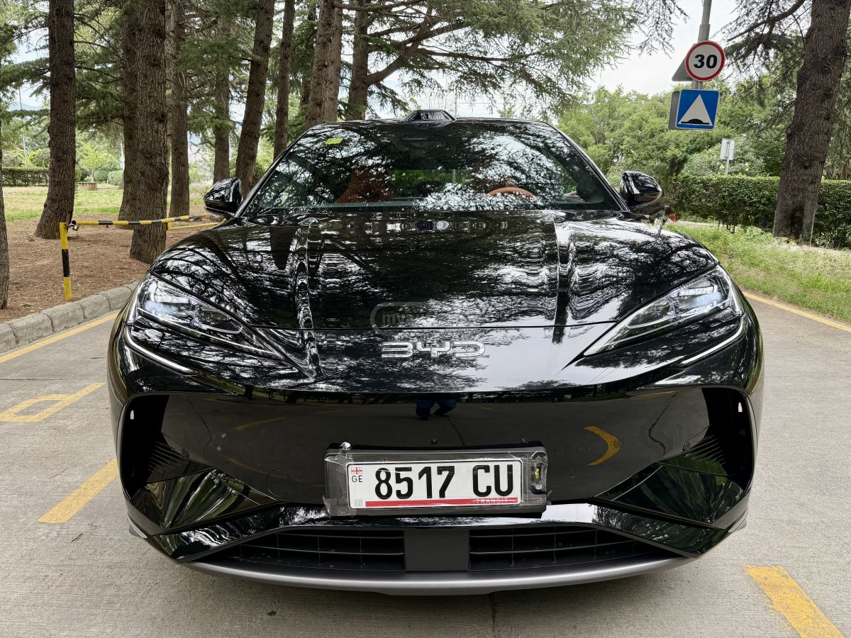 BYD Sealion 7 