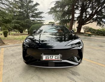 BYD Sealion 7