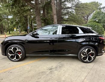 BYD Sealion 7 