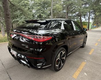 BYD Sealion 7 