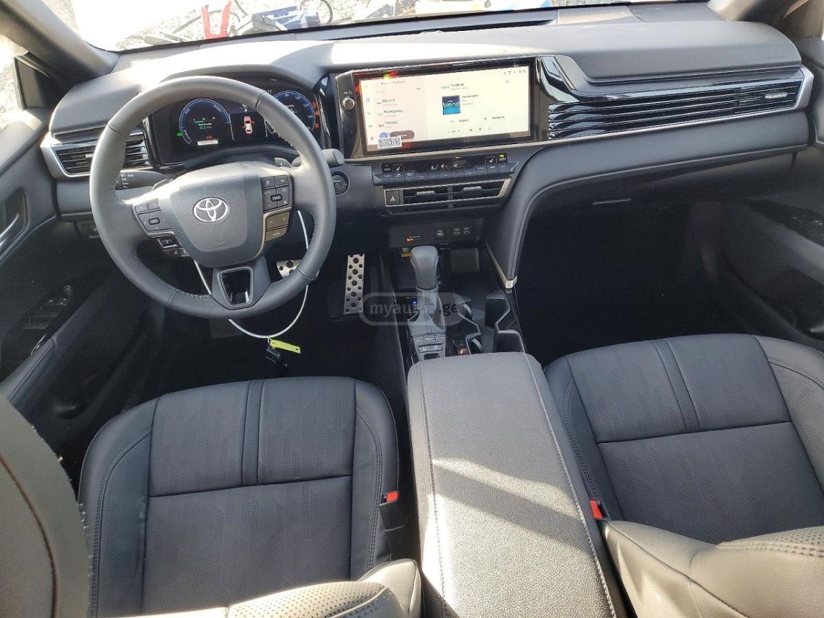 Toyota Camry 2026 — миниатюра 10