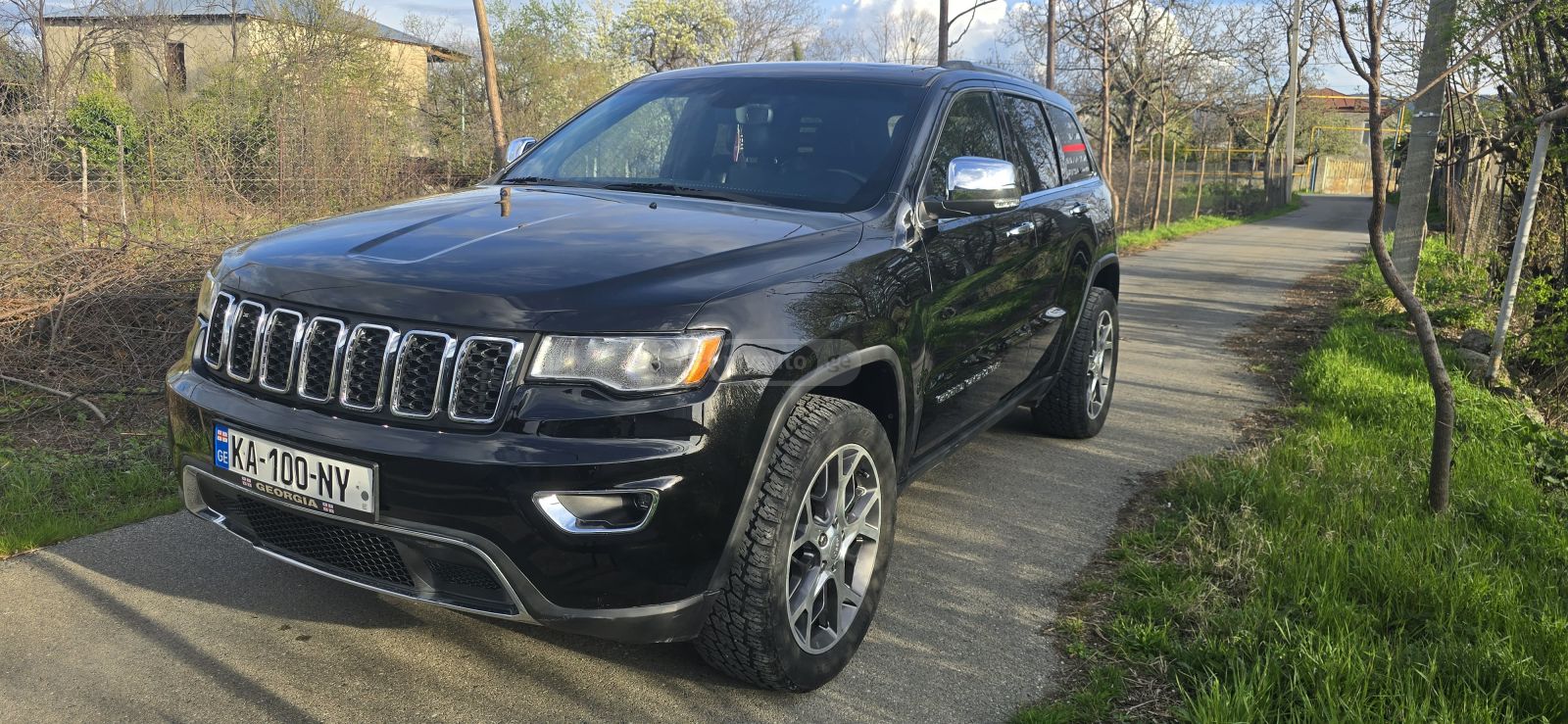 Jeep Grand Cherokee - фото 3