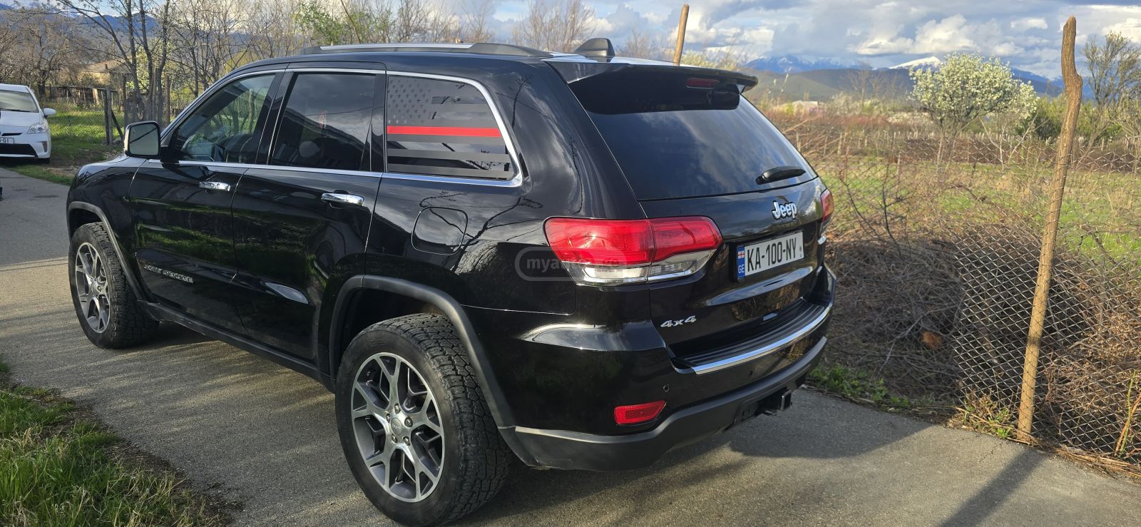 Jeep Grand Cherokee - фото 4
