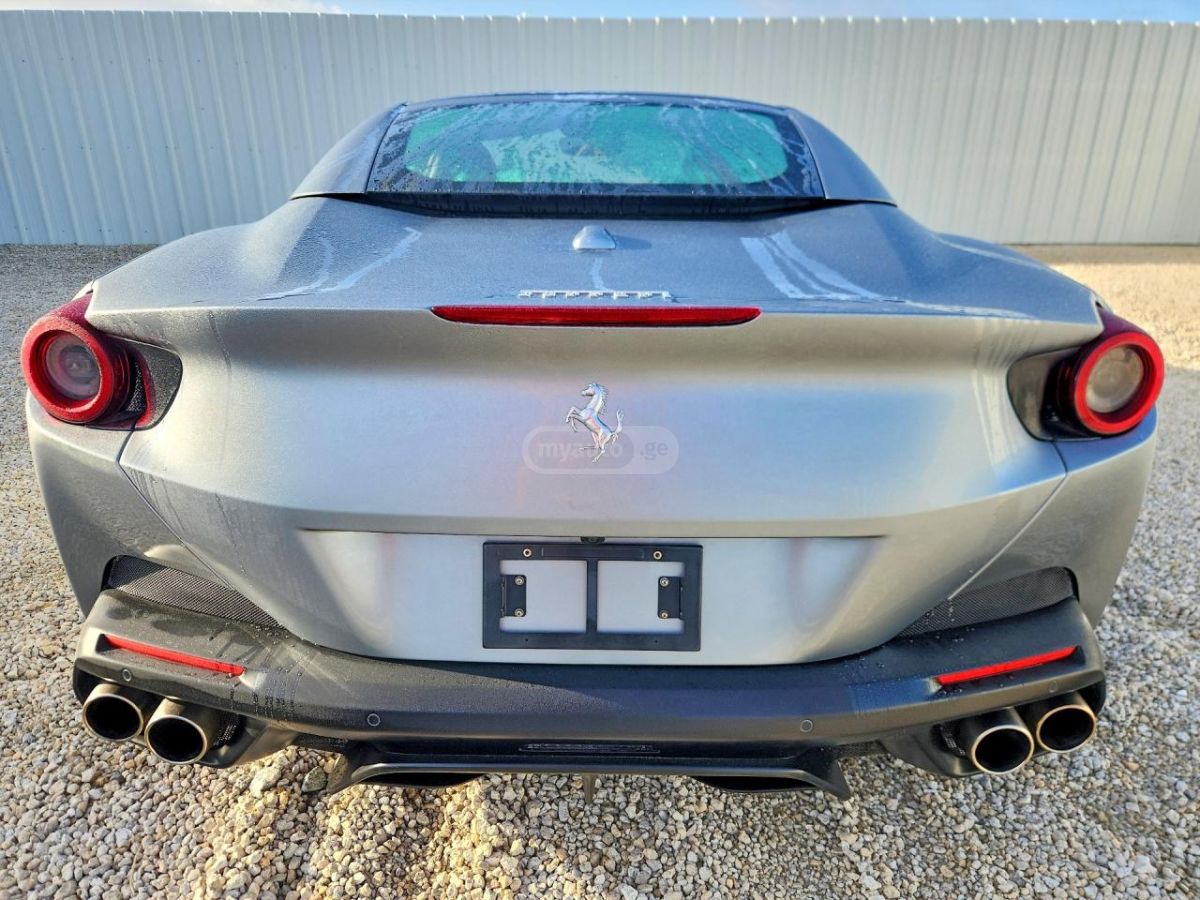 Ferrari Purosangue 2021 — миниатюра 6