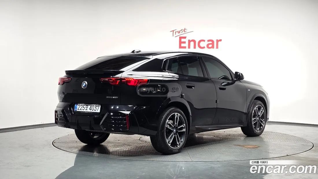 BMW X2 2025 — миниатюра 2