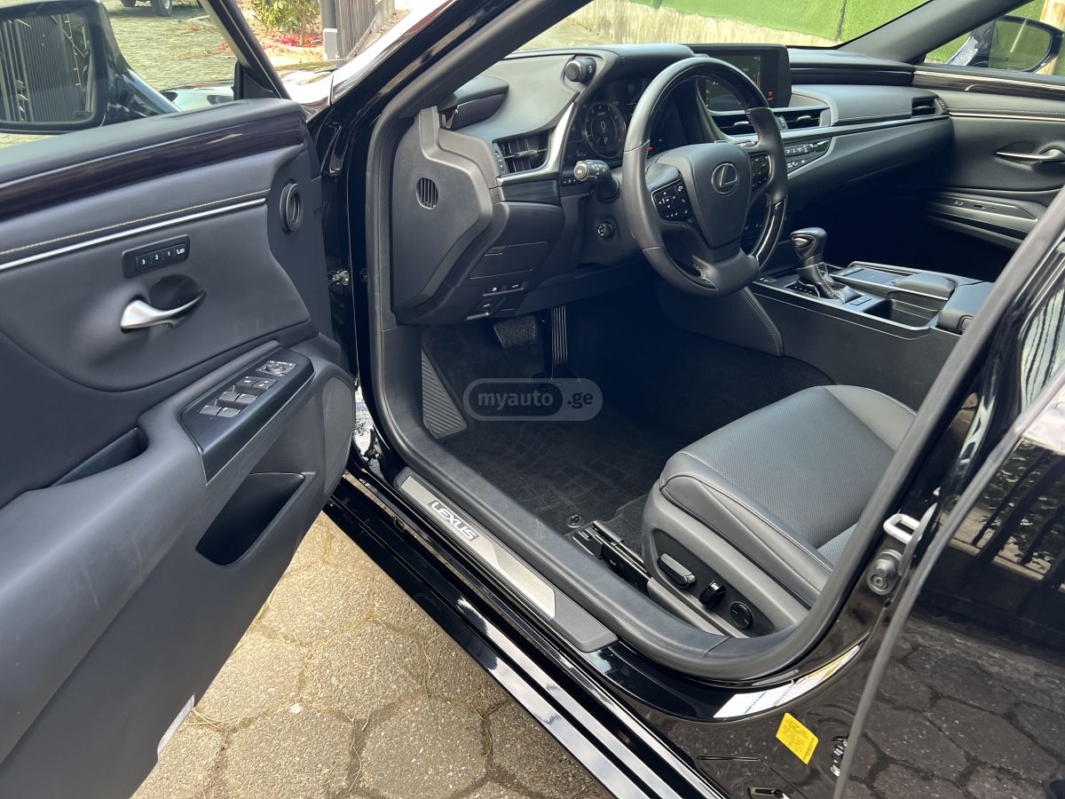 Lexus A W D — миниатюра 10