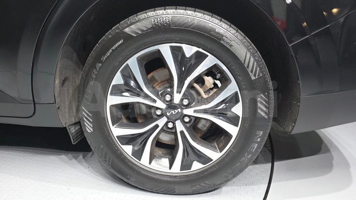 Kia Sedona - фото 5