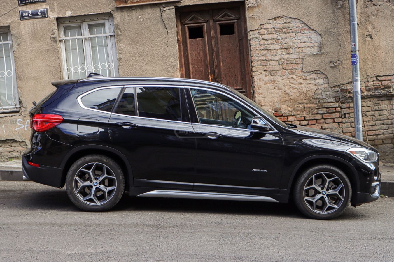 BMW X1 - фото 9
