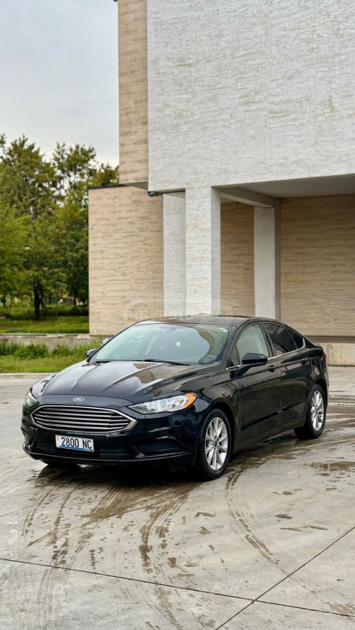 Ford Fusion - фото 1