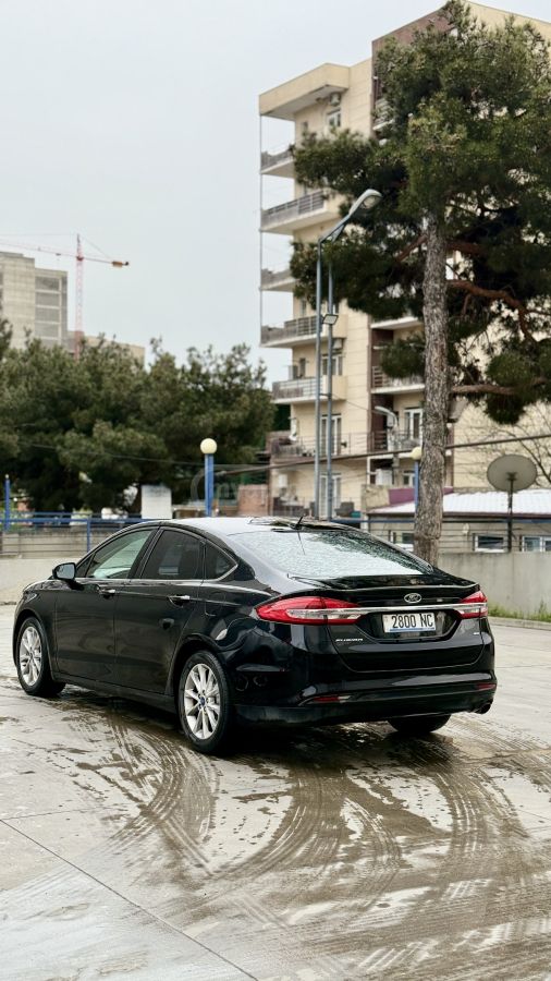 Ford Fusion - фото 4