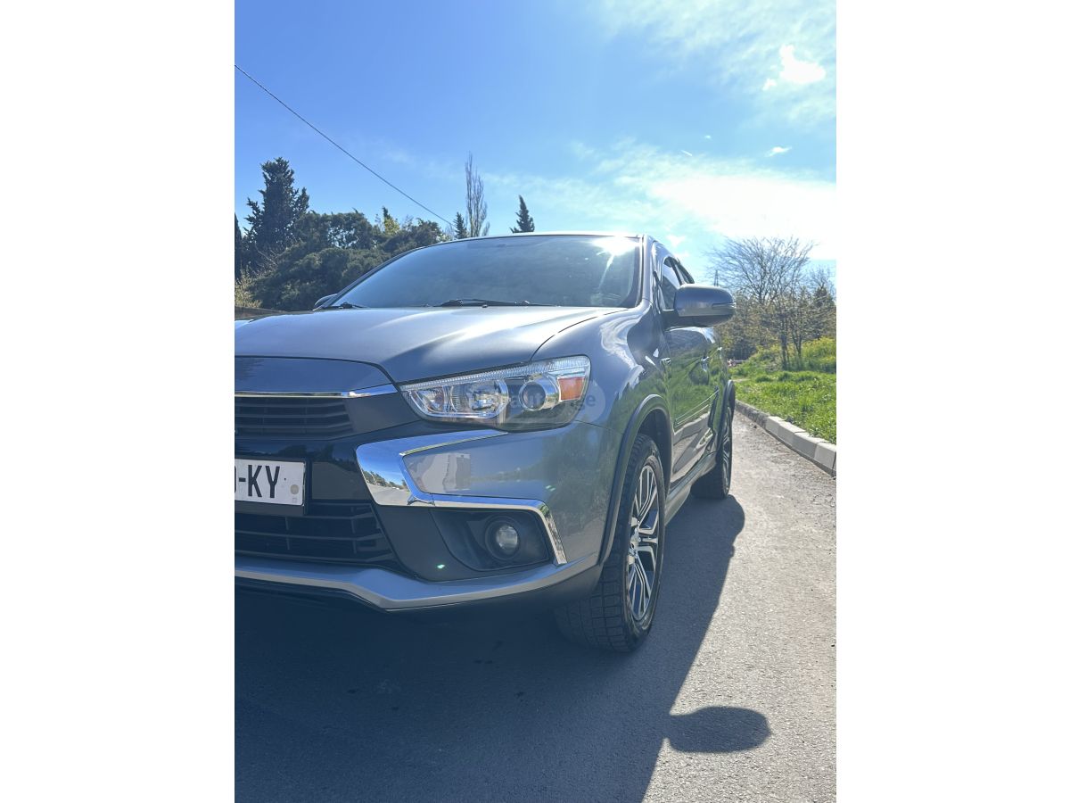 Mitsubishi Outlander Sport - фото 2