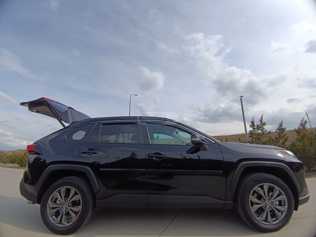 Toyota XLE Premium 4dr Front-Wheel Dr — миниатюра 10