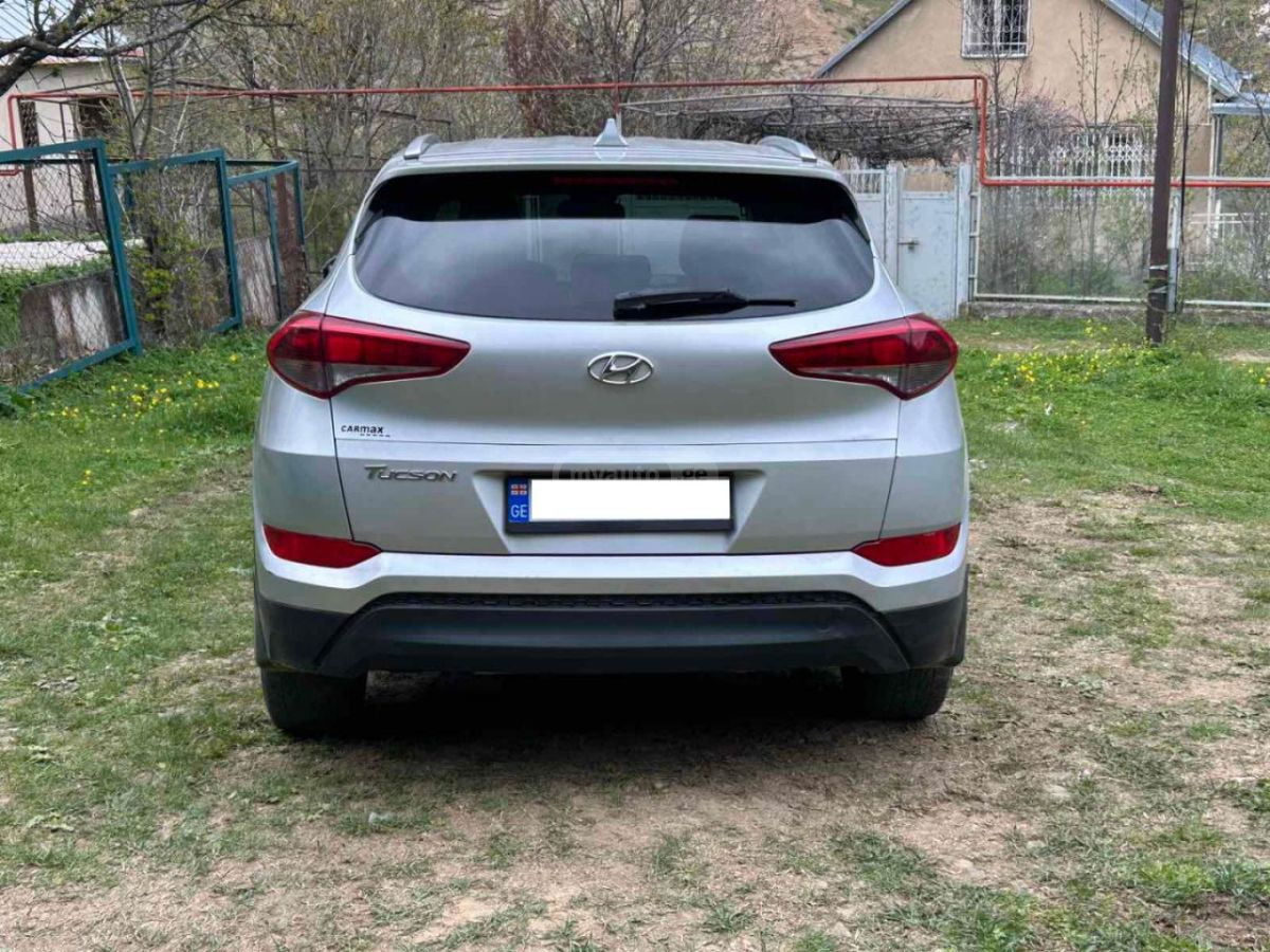 Hyundai Tucson - фото 2