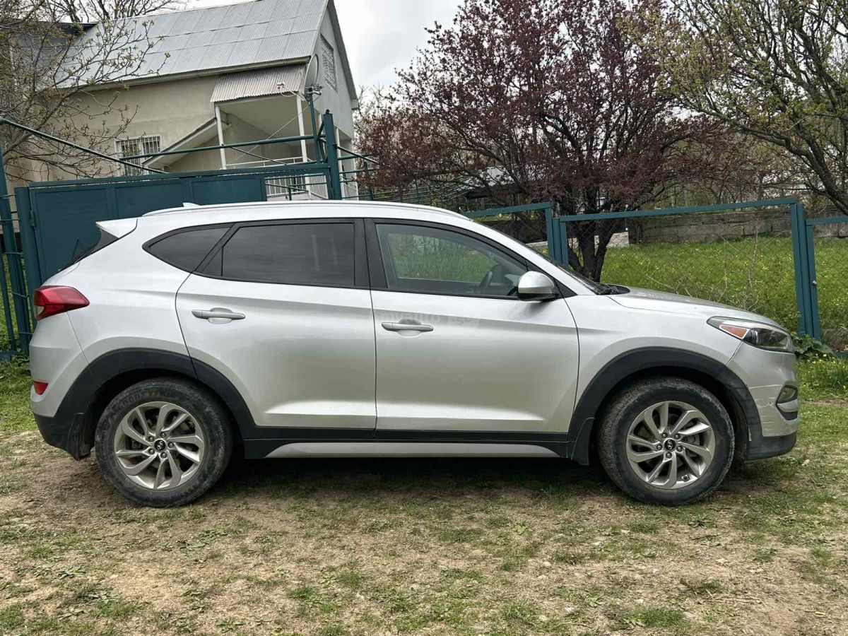 Hyundai Tucson - фото 3