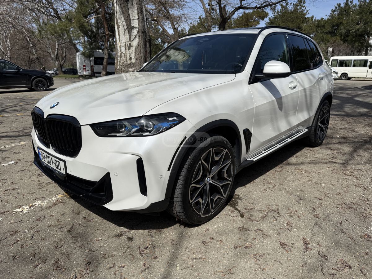BMW X5 - фото 1