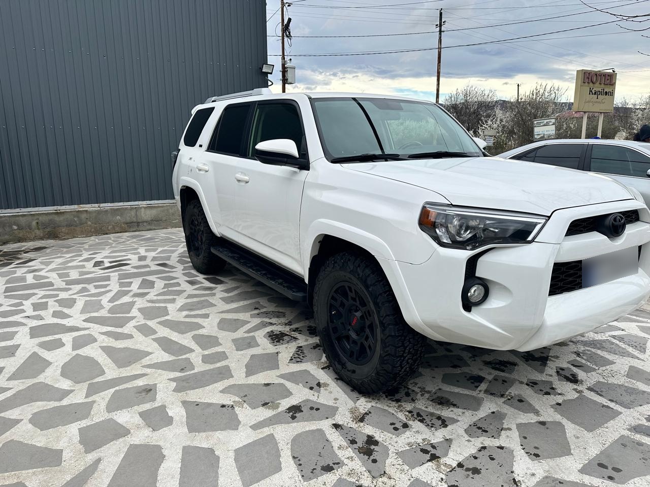 Toyota 4 Runner - фото 1