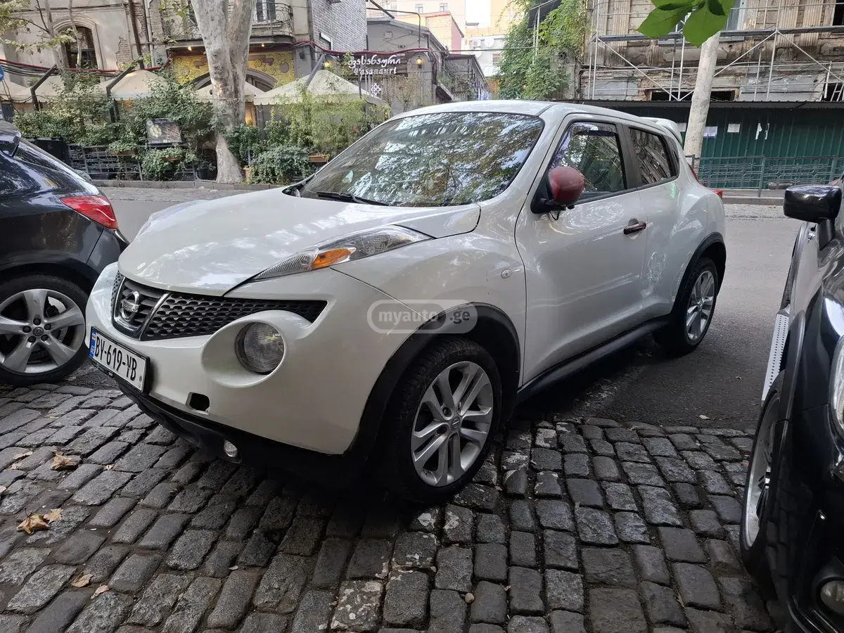 Nissan Juke 2015 — фото 1