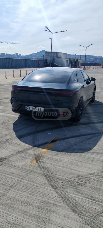 BYD Han - фото 12